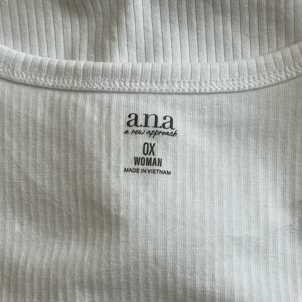 🫶🏻 a.n.a Ribbed Tank - Picture 6 of 7